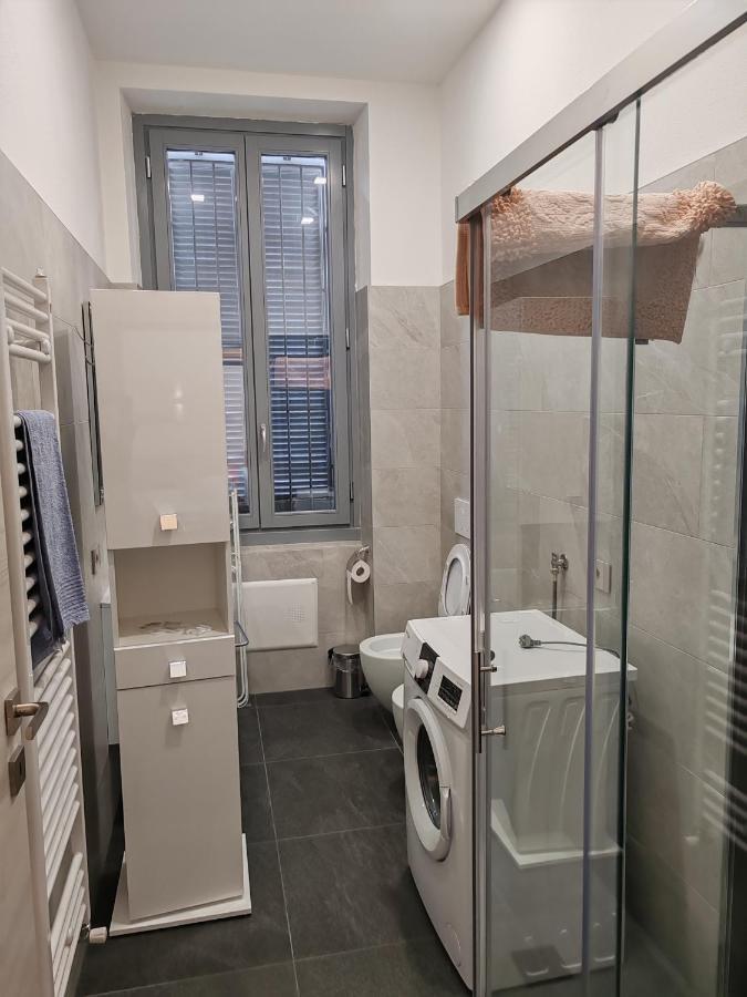Appartamenti Lungo Fiume 506 Sesto Calende Luaran gambar